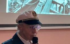 Więcej o: Z Wigier na morza